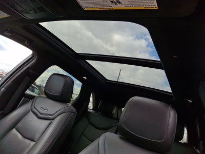 2022 Cadillac XT5 Premium Luxury