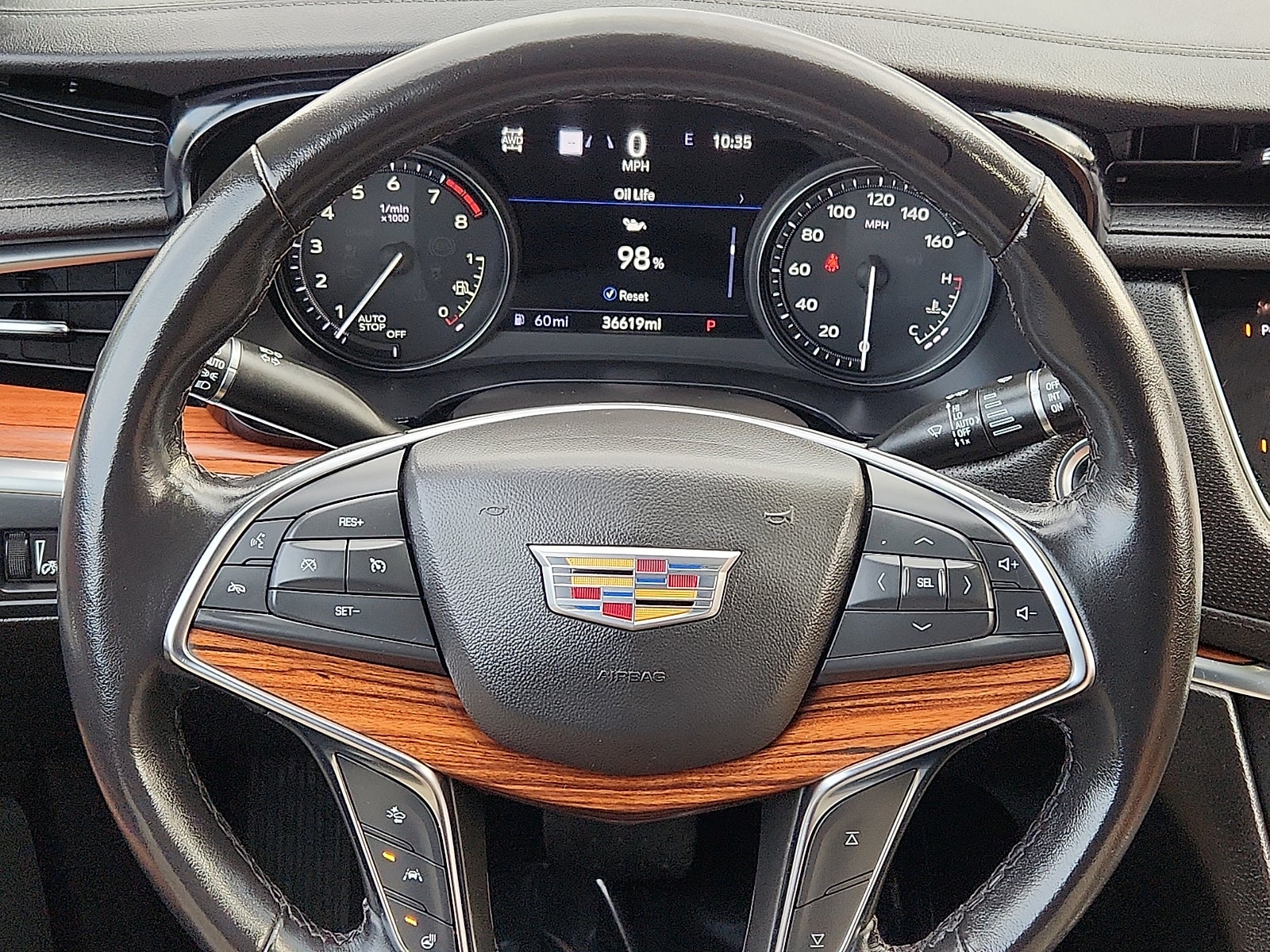 2023 Cadillac XT5 Premium Luxury