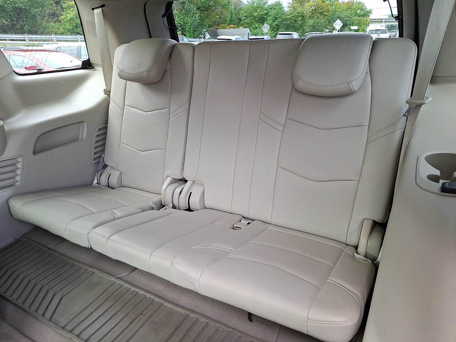 2016 Cadillac Escalade Luxury Collection