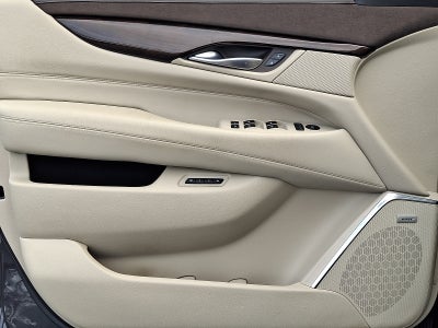 2016 Cadillac Escalade Luxury Collection