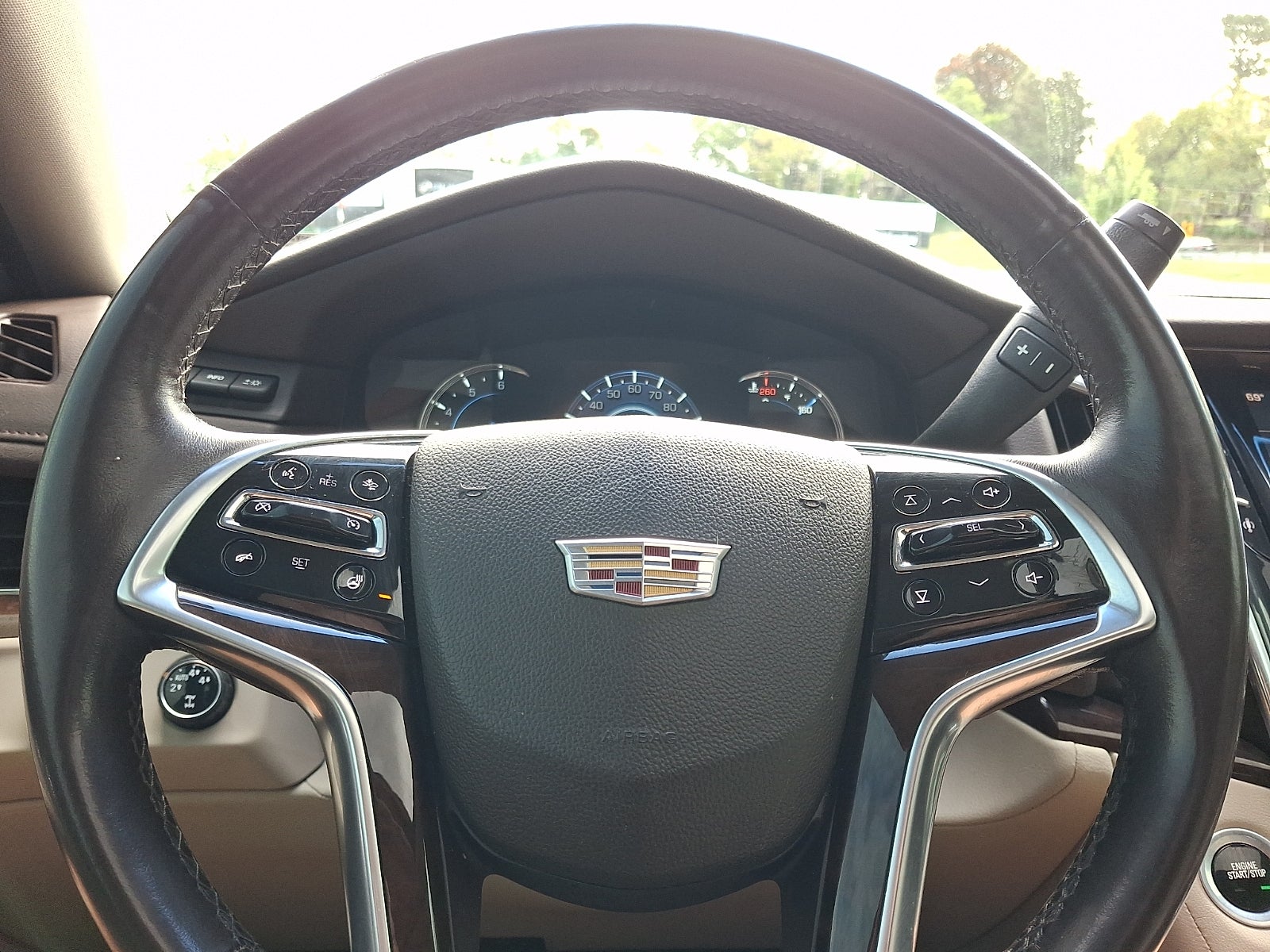 2016 Cadillac Escalade Luxury Collection