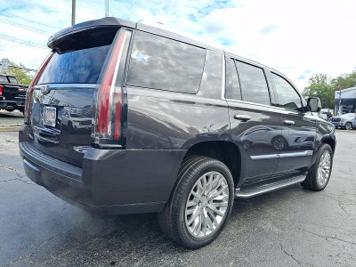 2016 Cadillac Escalade Luxury Collection