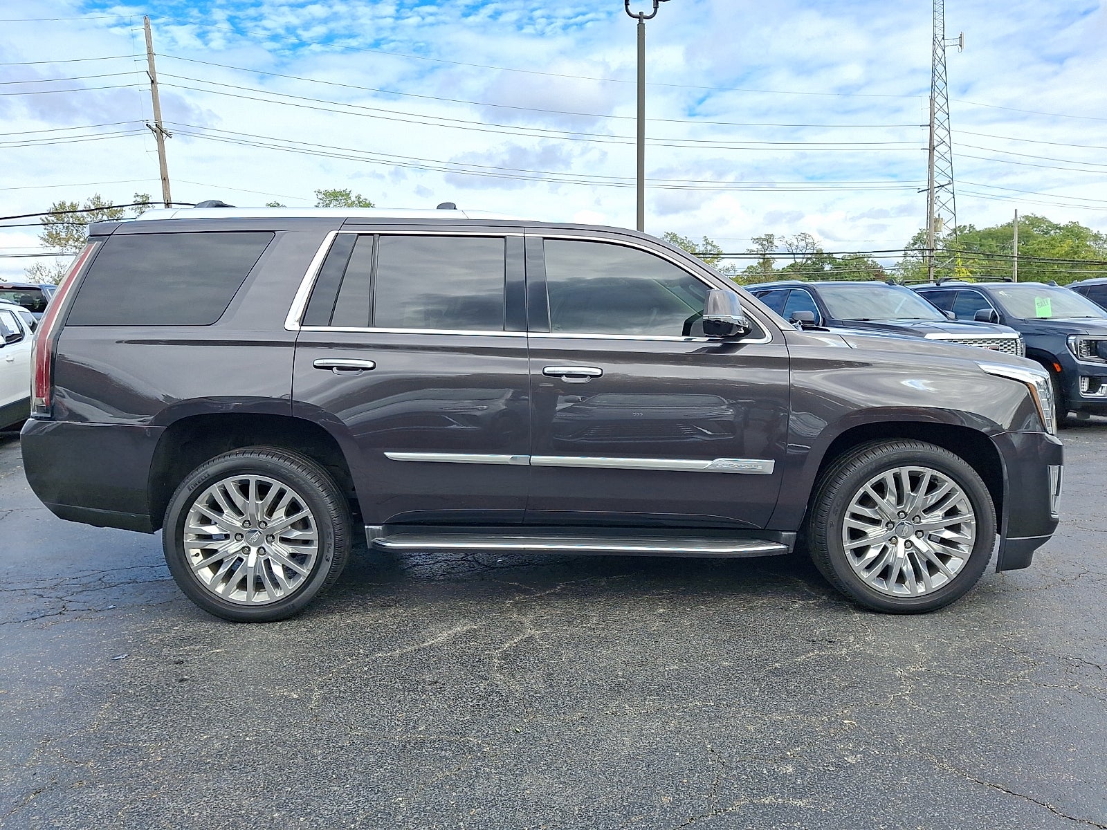 2016 Cadillac Escalade Luxury Collection
