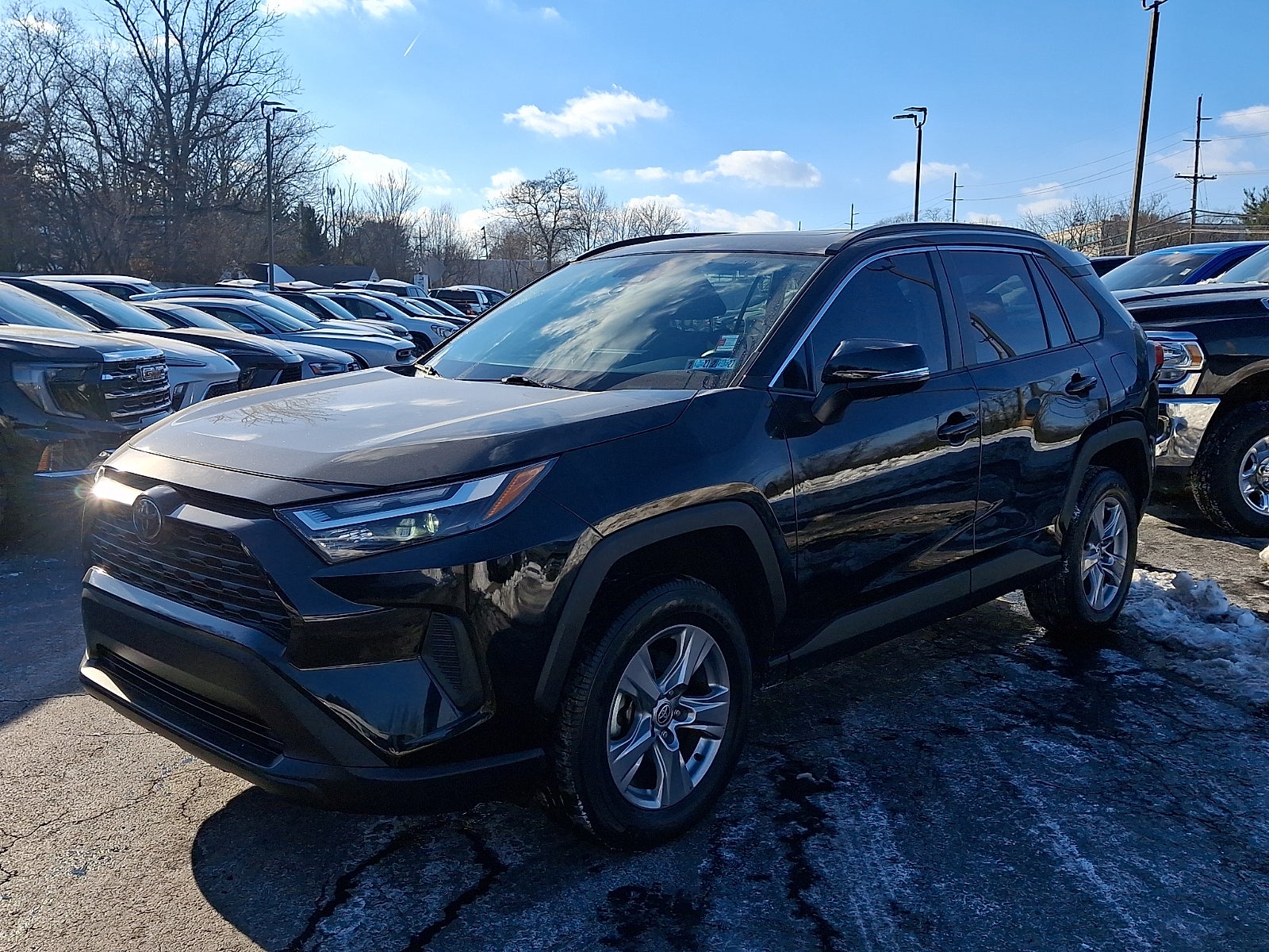 2023 Toyota RAV4 XLE