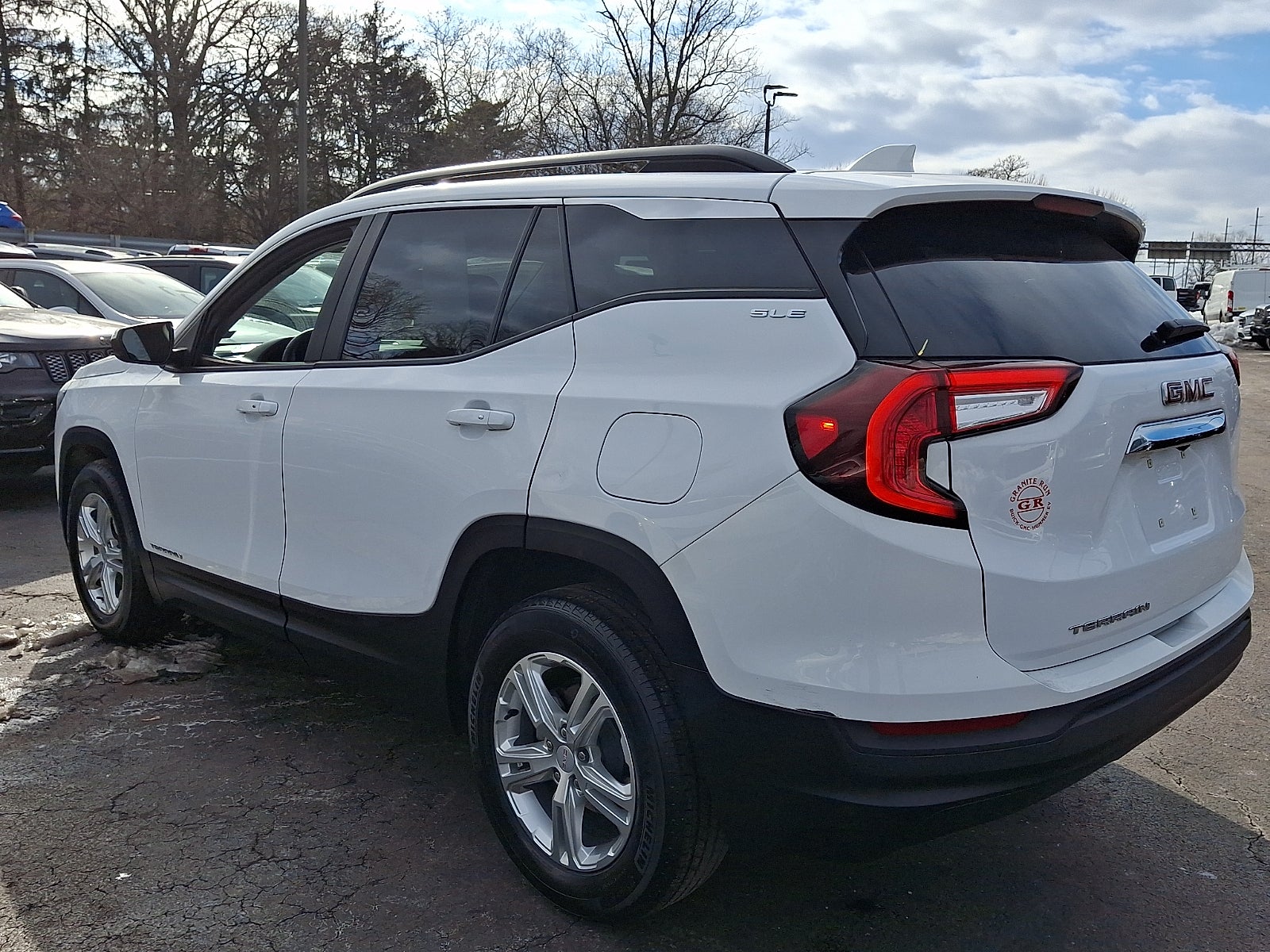 2022 GMC Terrain SLE