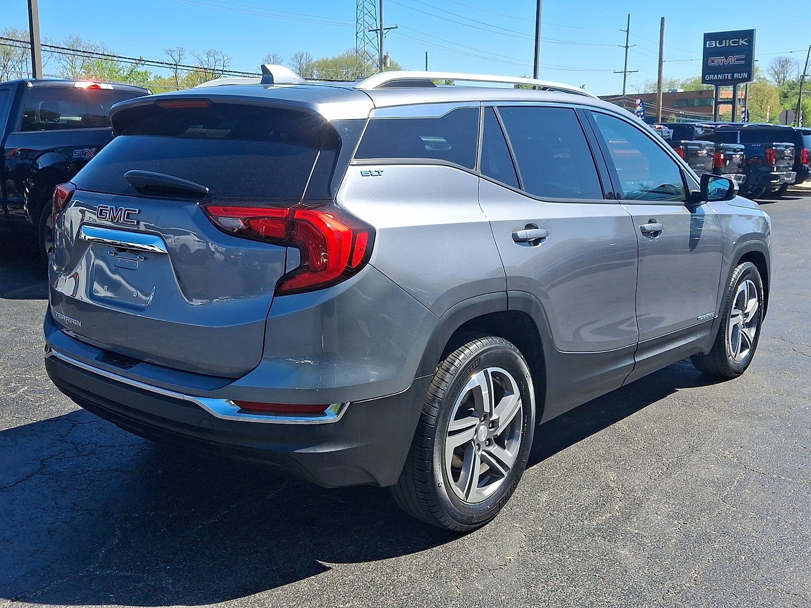 2020 GMC Terrain SLT