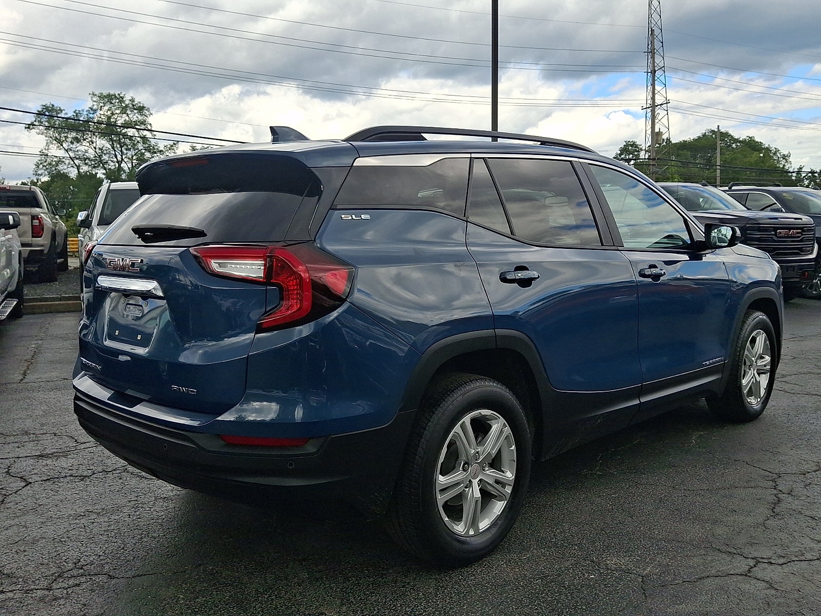 2024 GMC Terrain SLE