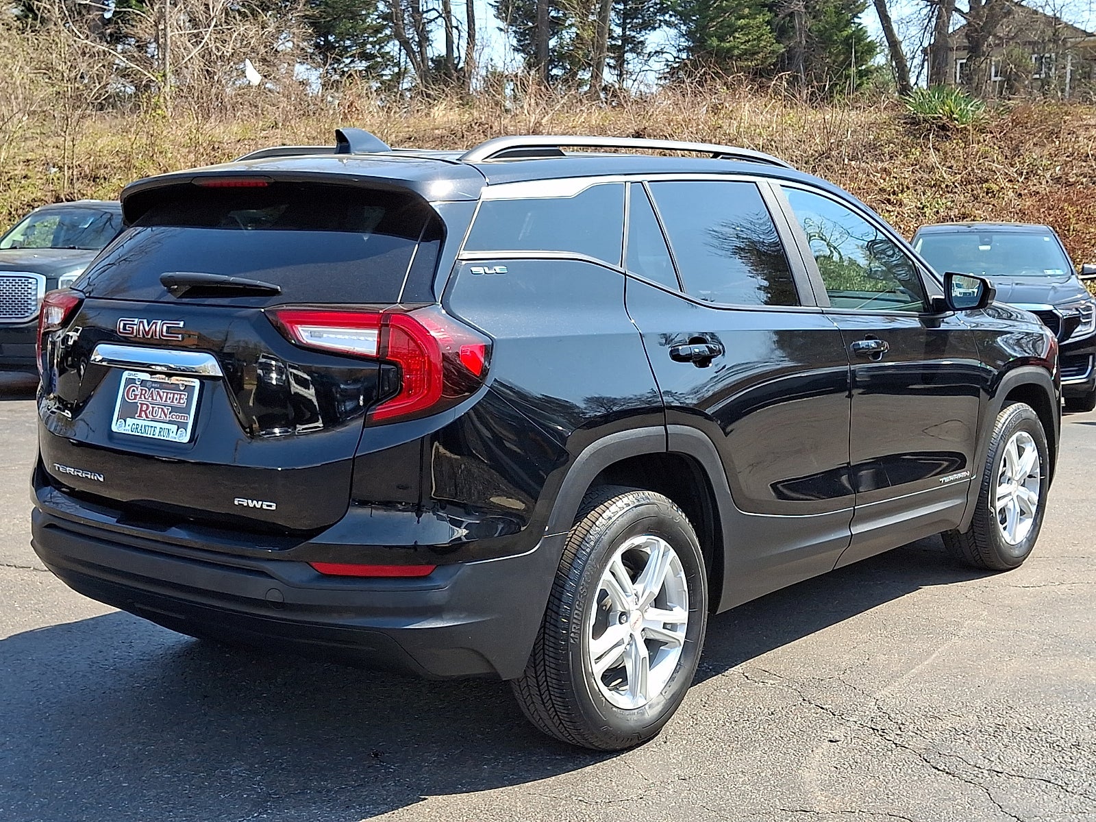 2023 GMC Terrain SLE