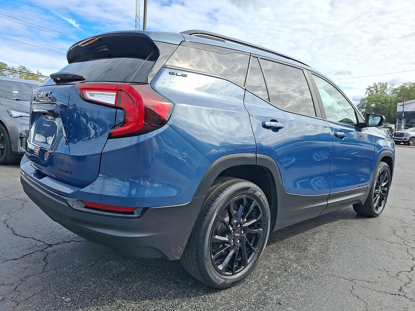 2024 GMC Terrain SLE