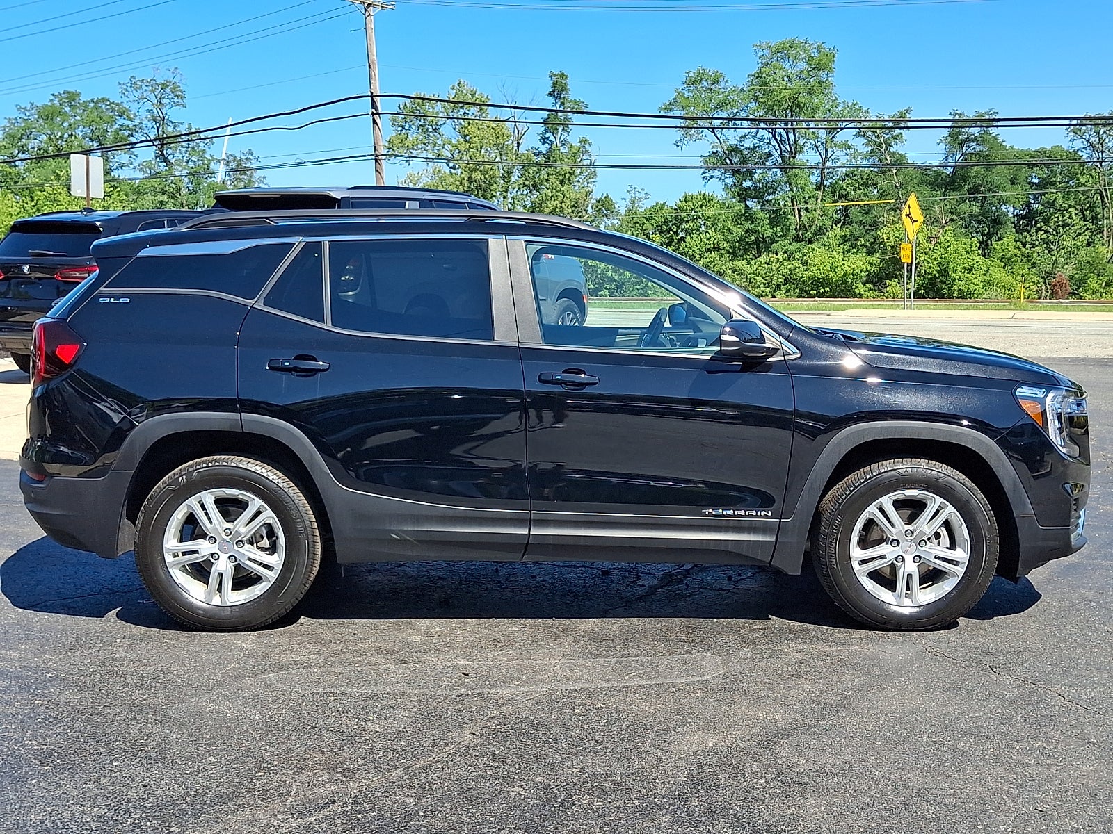 2023 GMC Terrain SLE