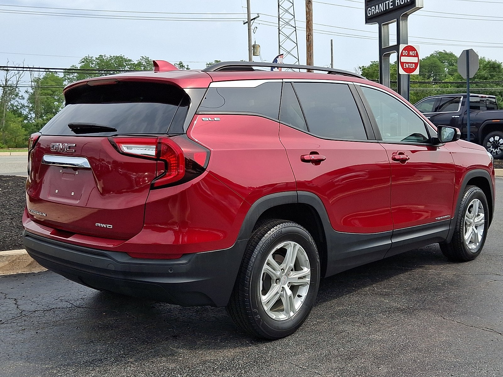 2023 GMC Terrain SLE