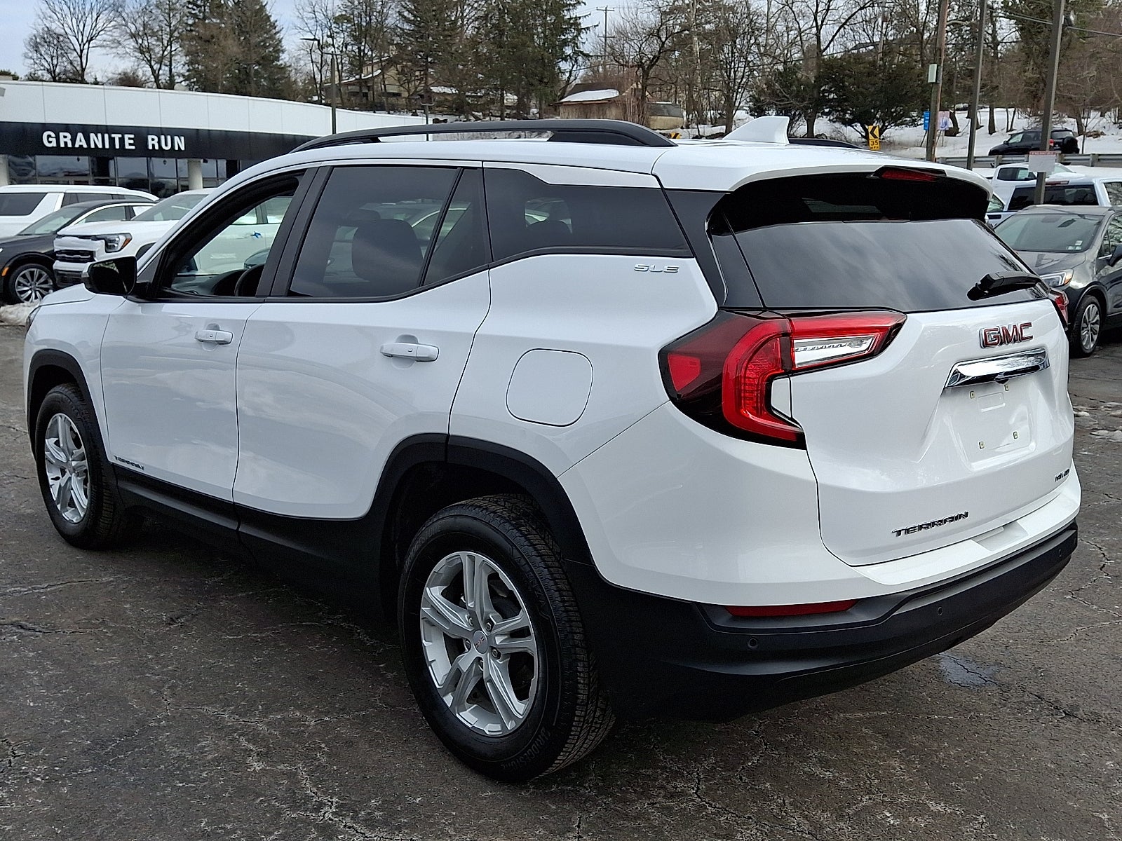 2023 GMC Terrain SLE