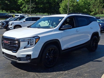 2023 GMC Terrain SLT