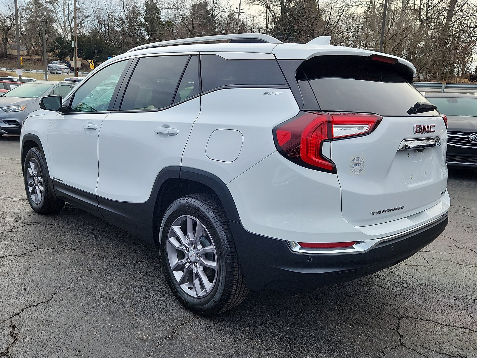 2024 GMC Terrain SLT