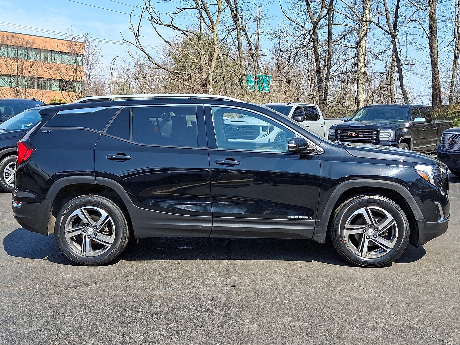 2021 GMC Terrain SLT