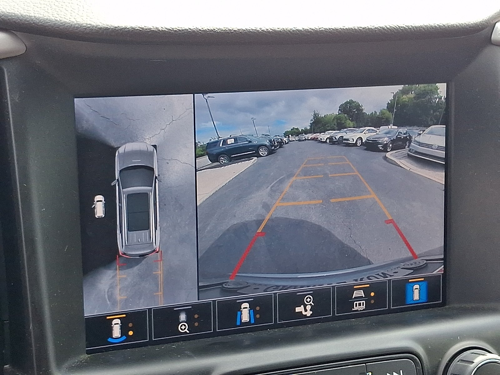 2024 GMC Terrain AT4