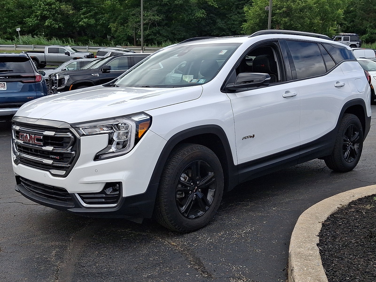 2023 GMC Terrain AT4