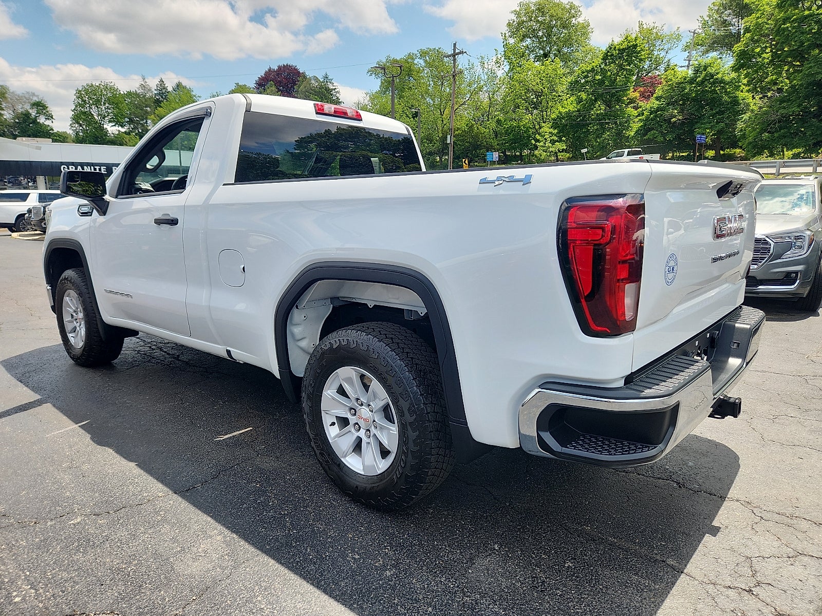 2024 GMC Sierra 1500 Pro