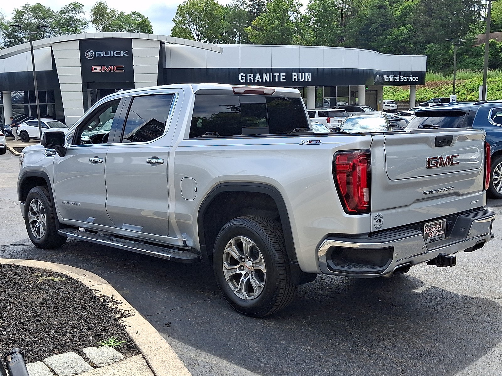 2020 GMC Sierra 1500 SLT