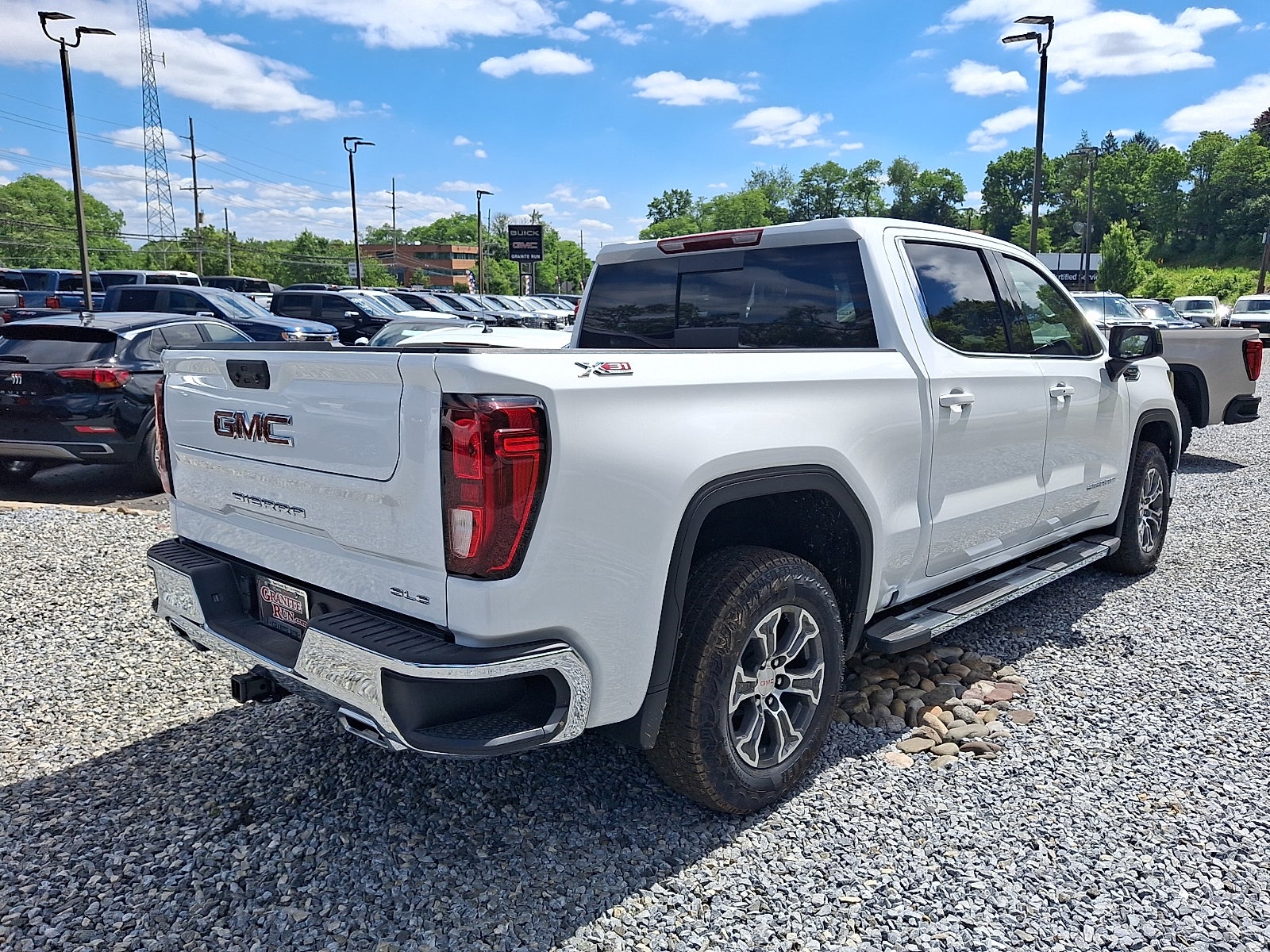 2026 GMC Sierra 1500 SLE