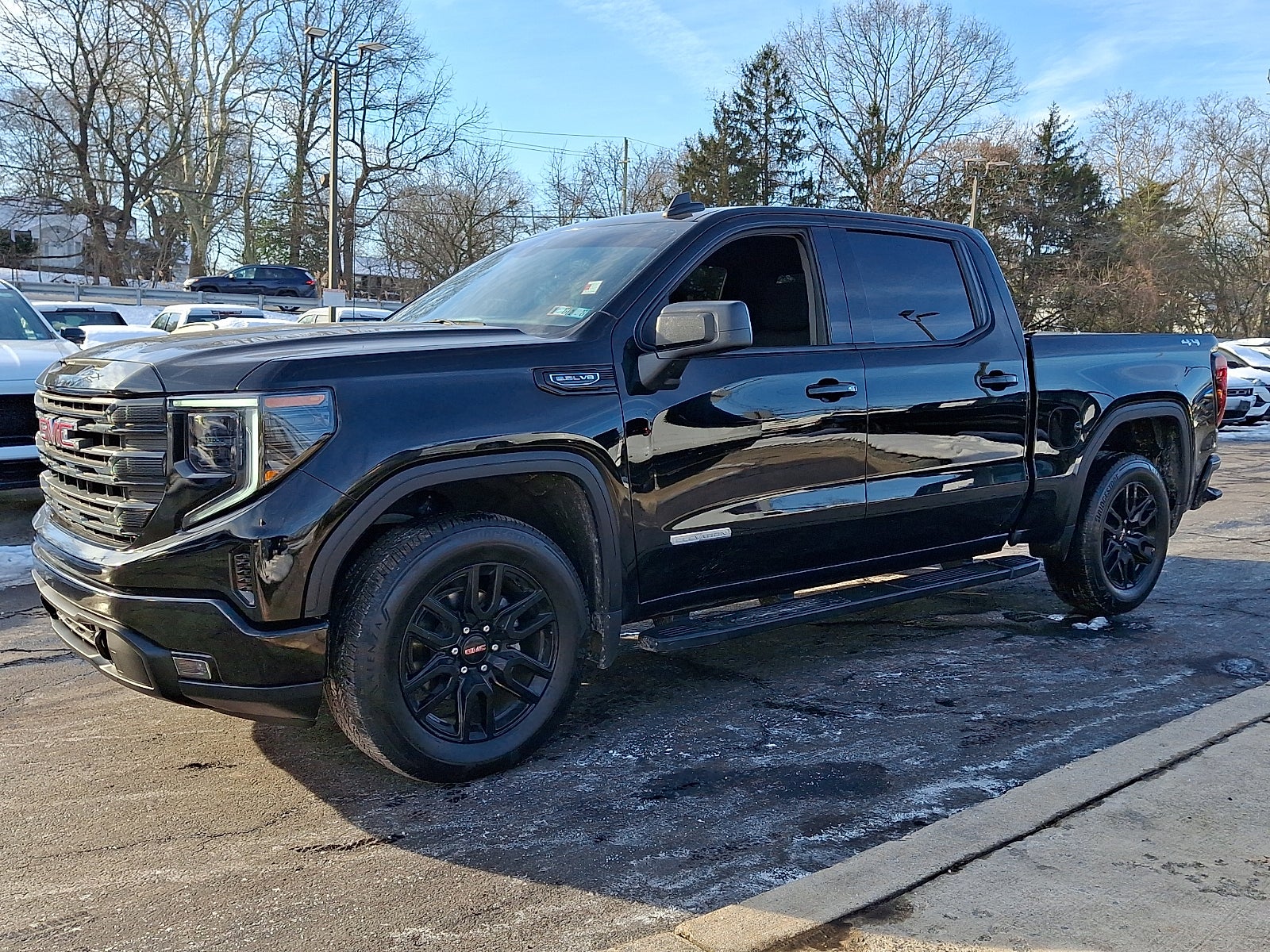 2024 GMC Sierra 1500 Elevation