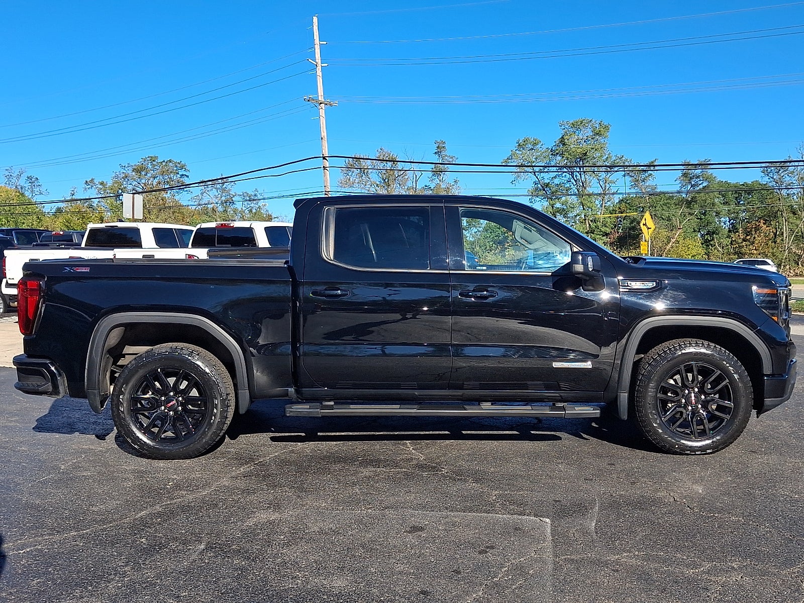 2023 GMC Sierra 1500 Elevation