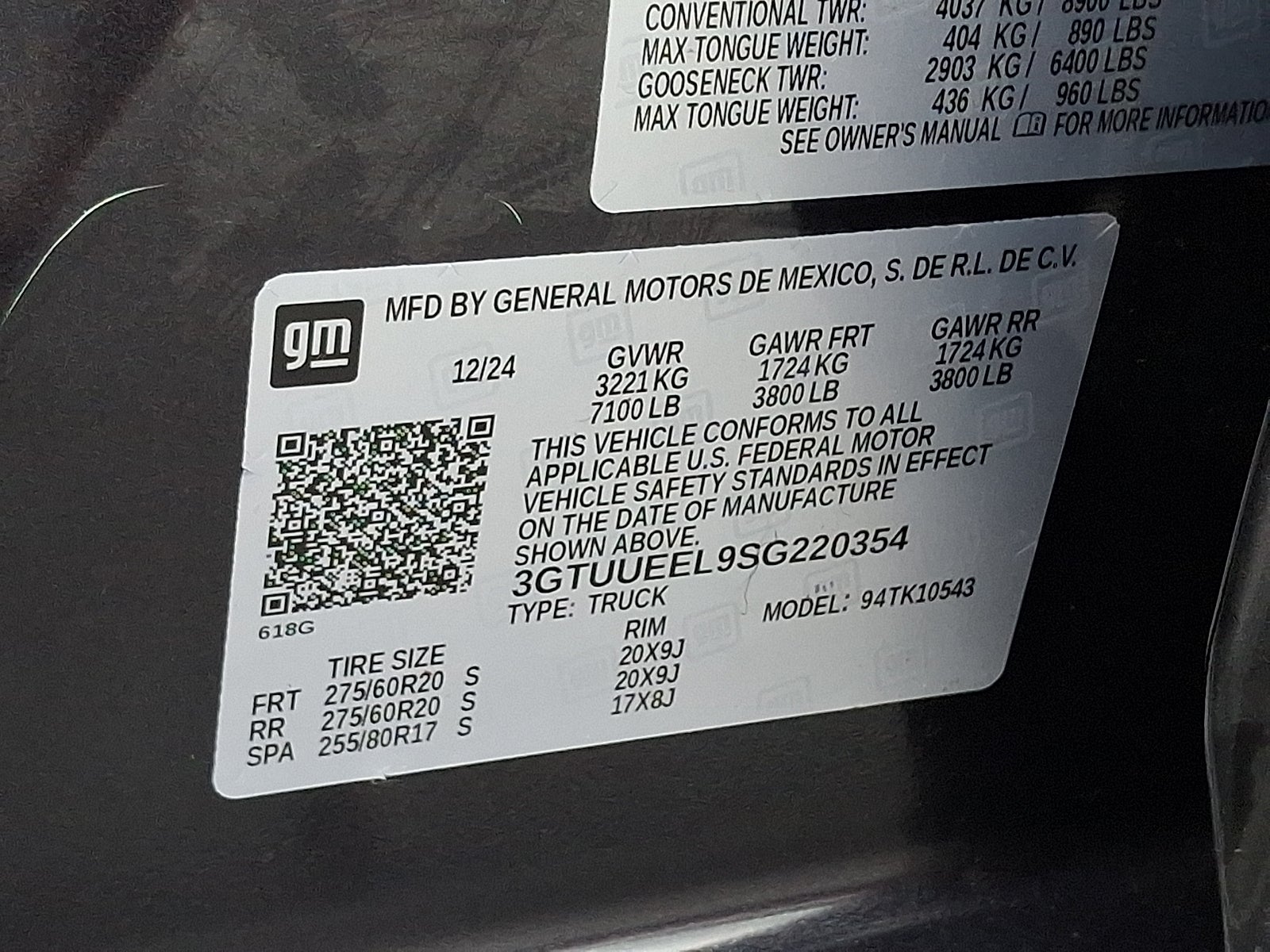 2025 GMC Sierra 1500 AT4