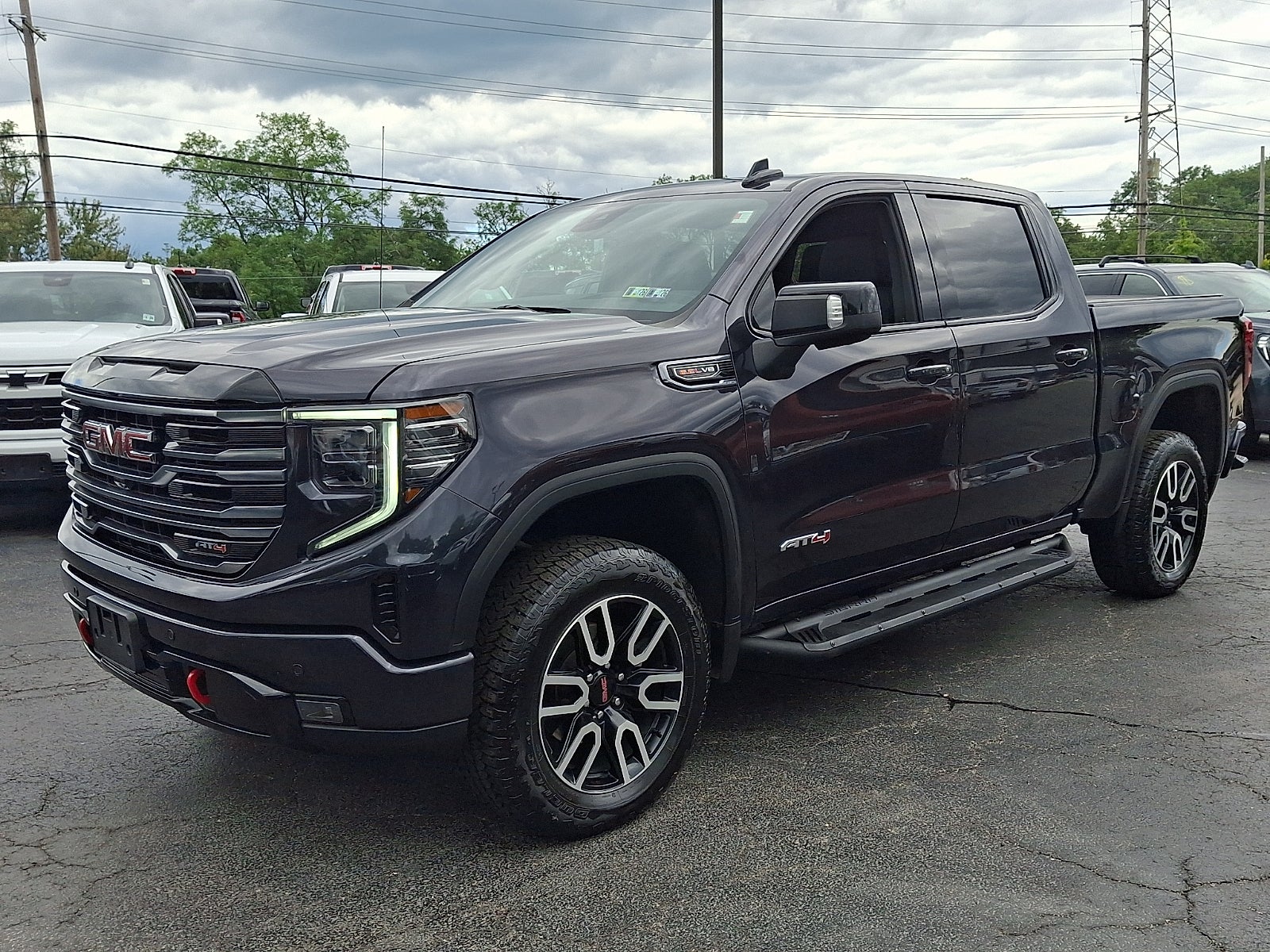 2025 GMC Sierra 1500 AT4