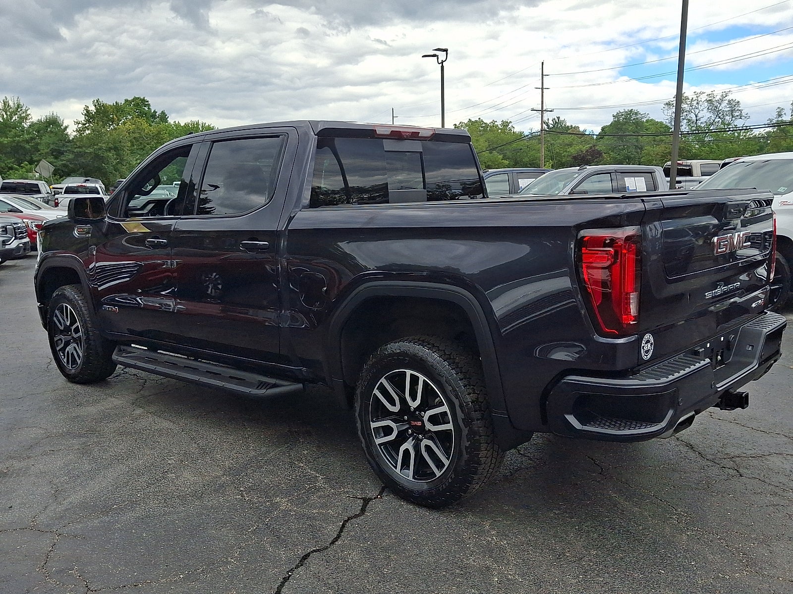 2025 GMC Sierra 1500 AT4