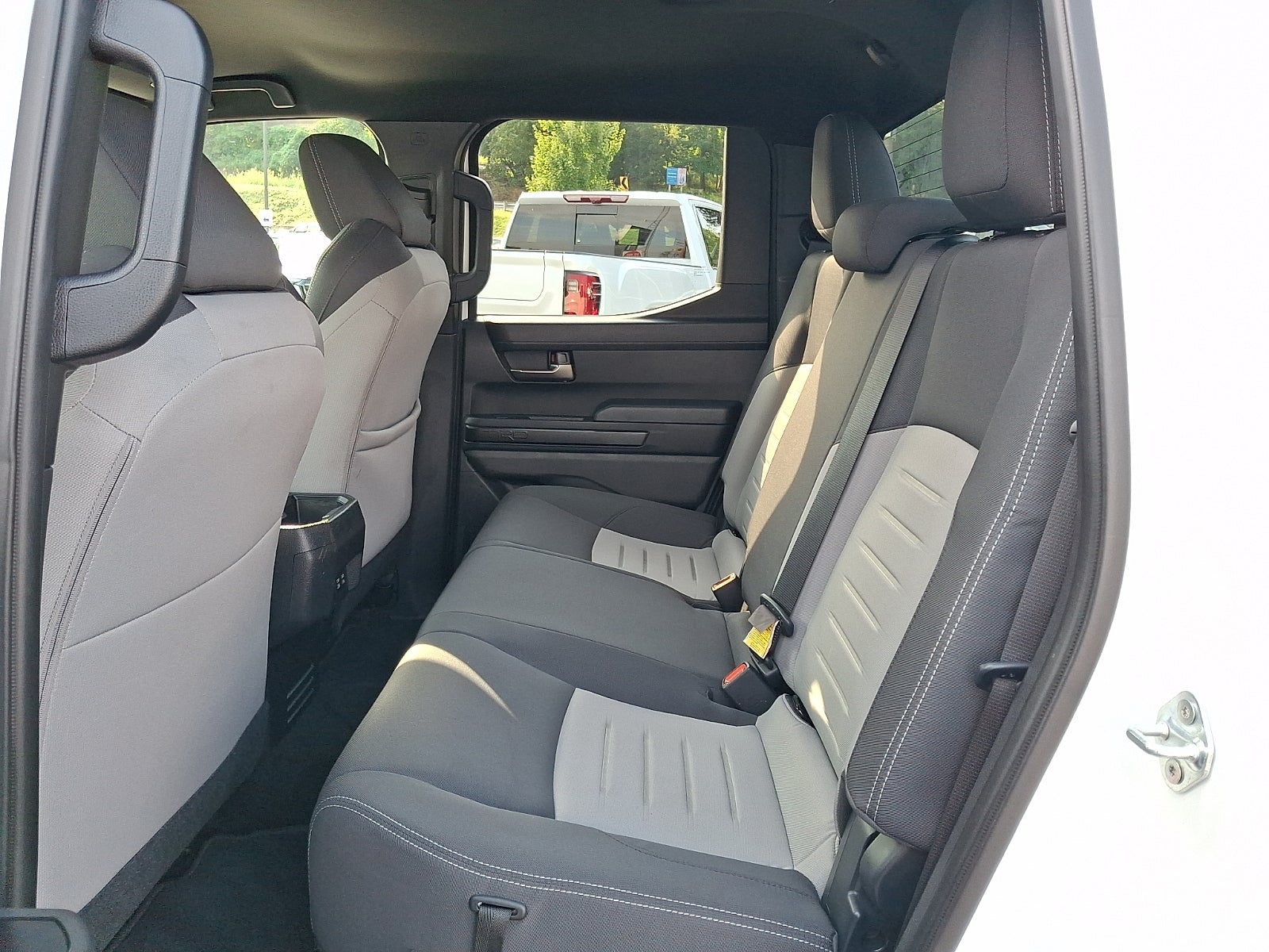 2024 Toyota Tacoma 4WD SR5