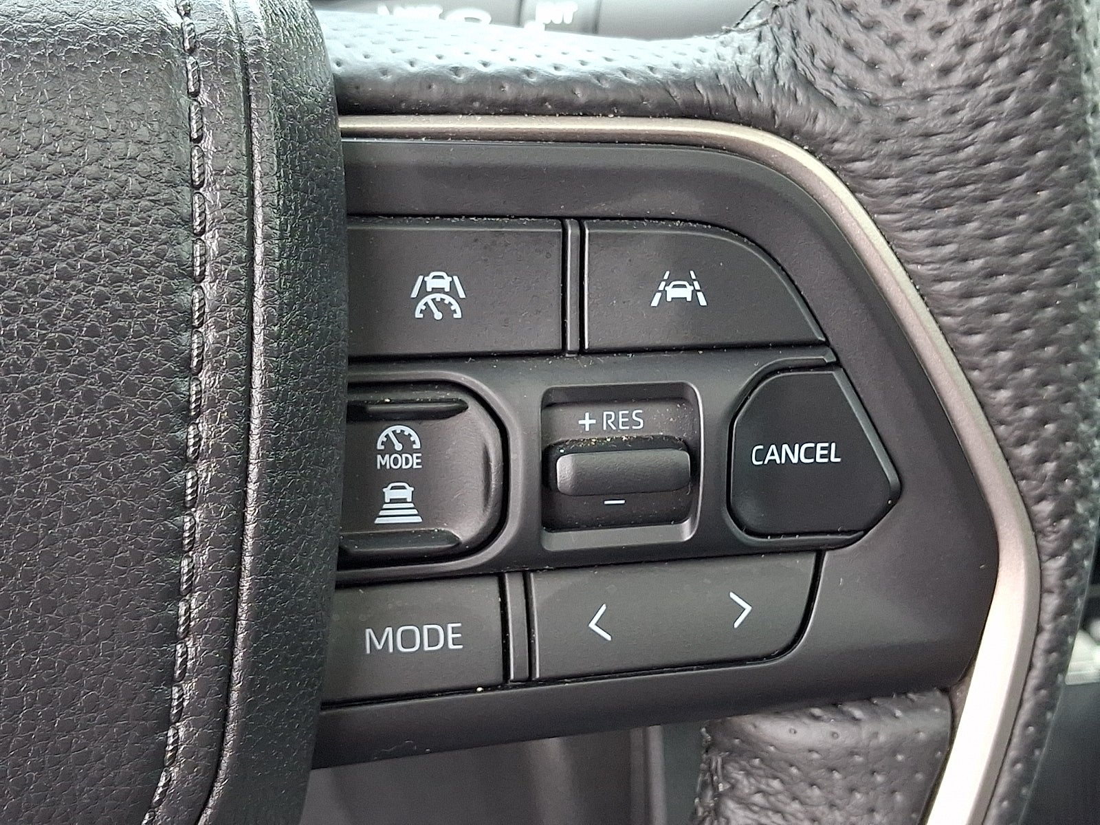 2025 Toyota Tacoma 4WD SR