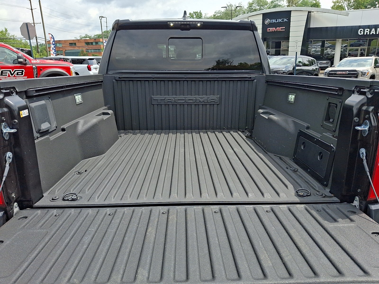 2025 Toyota Tacoma 4WD SR