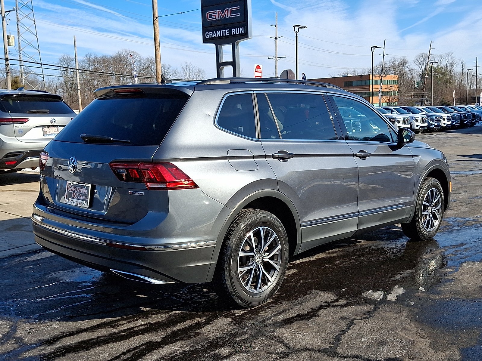 2020 Volkswagen Tiguan SE