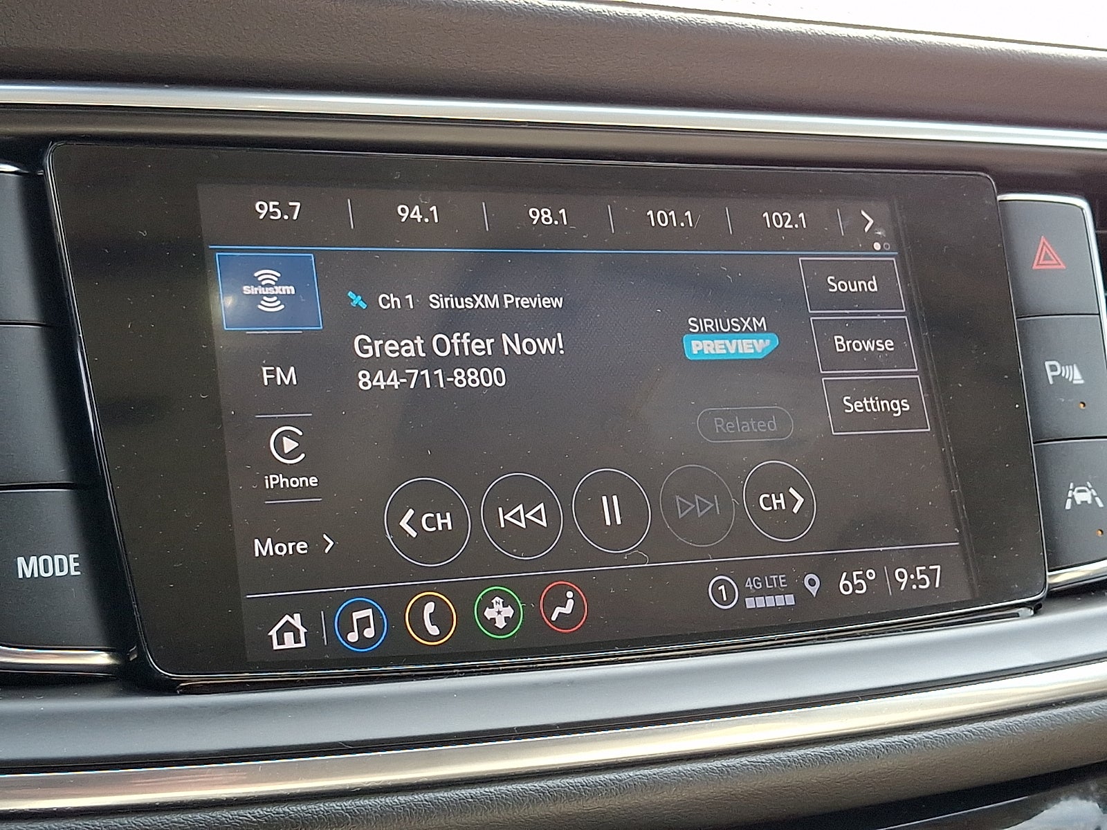 2022 Buick Enclave Essence