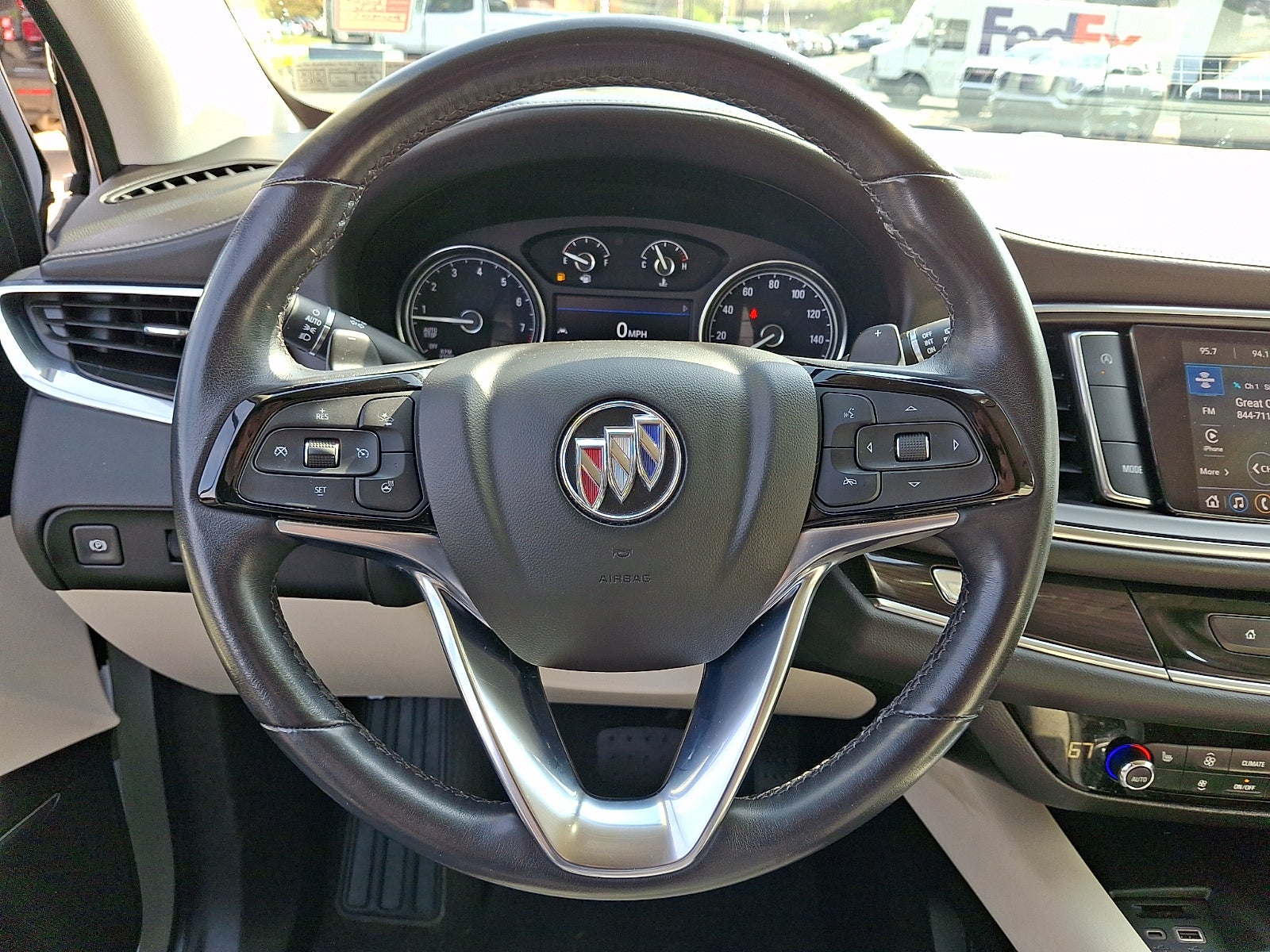 2022 Buick Enclave Essence