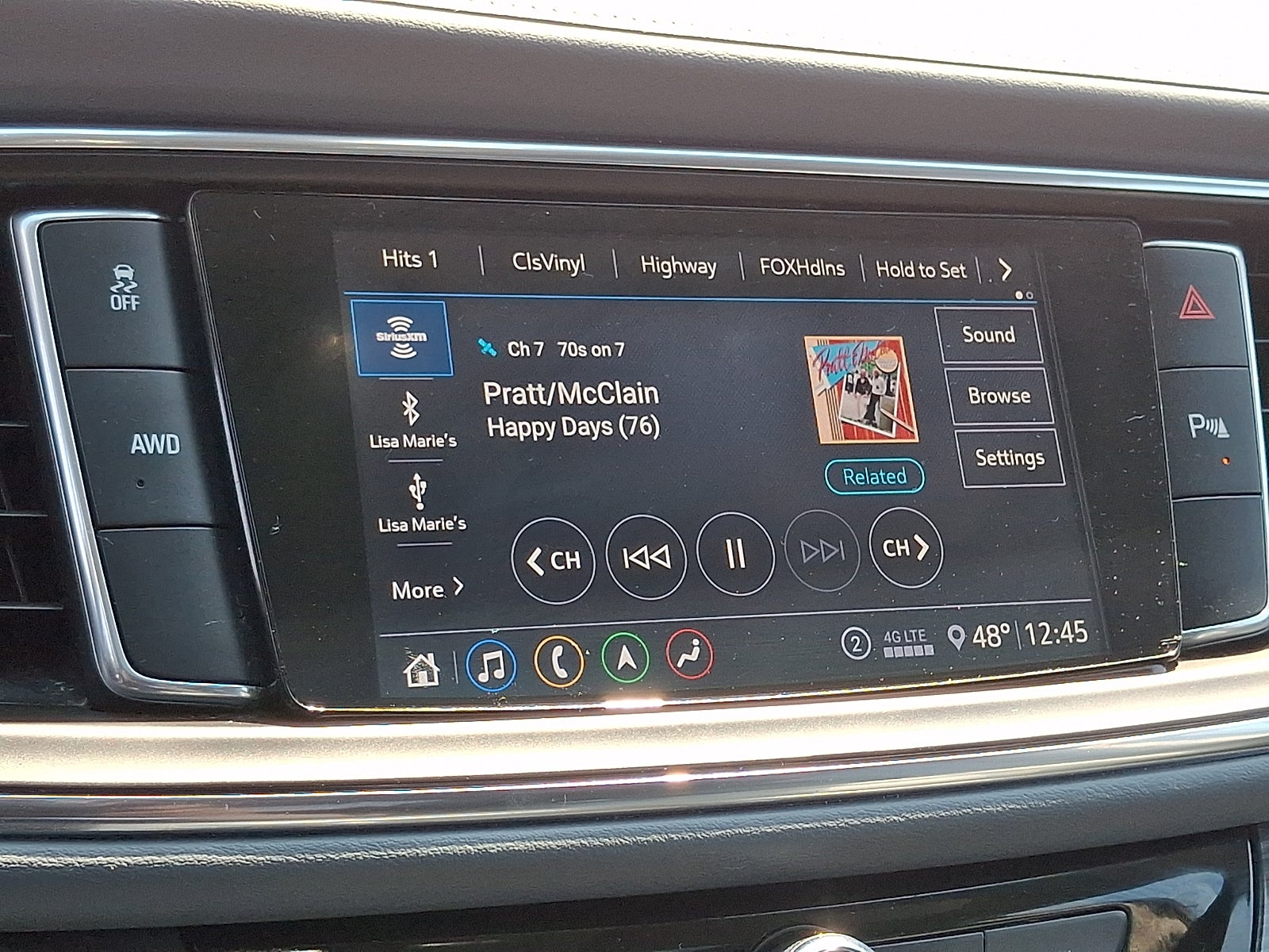 2021 Buick Enclave Essence