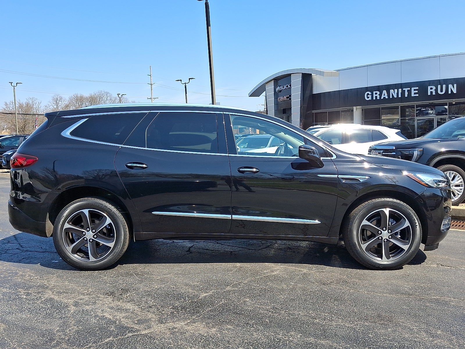 2021 Buick Enclave Essence