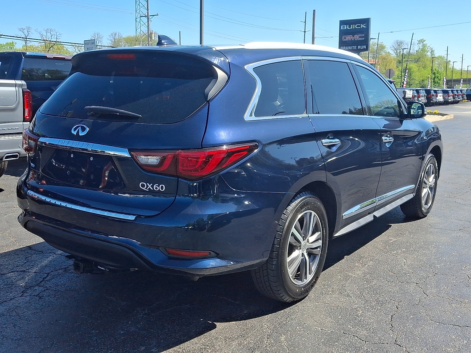 2020 INFINITI QX60 LUXE