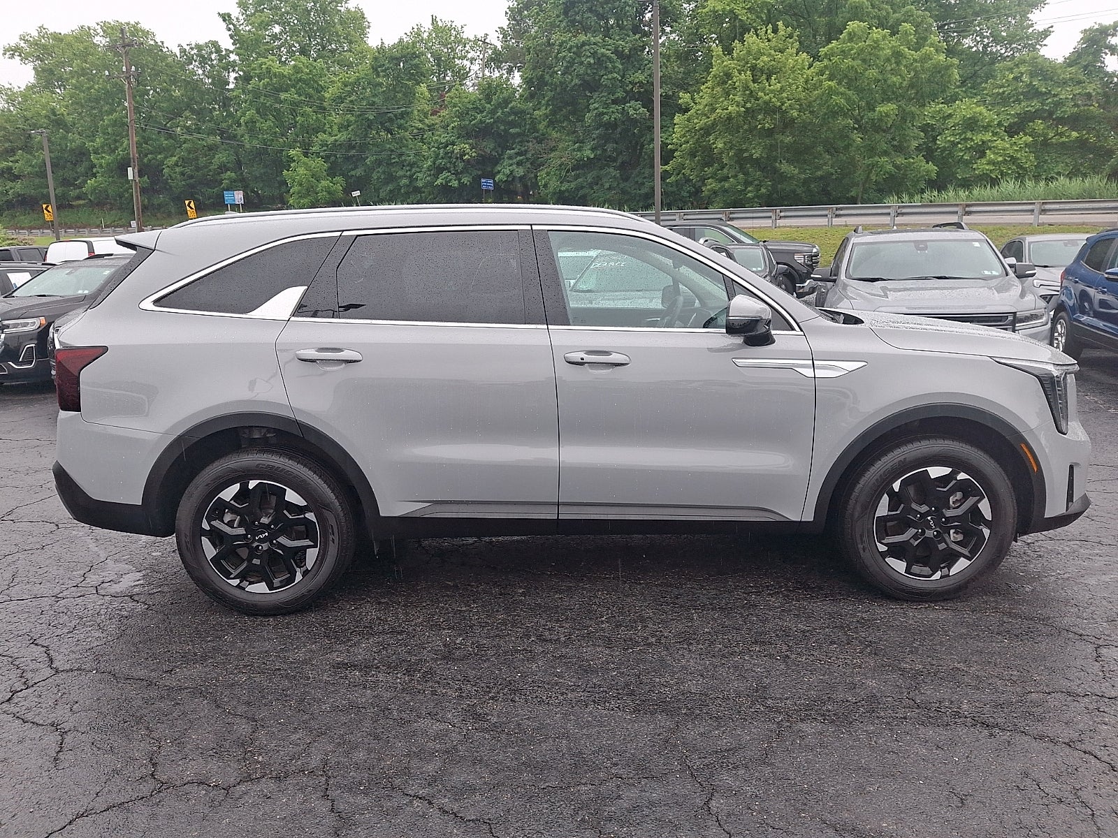 2025 Kia Sorento S
