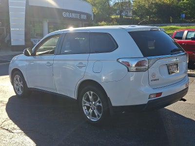 2014 Mitsubishi Outlander SE