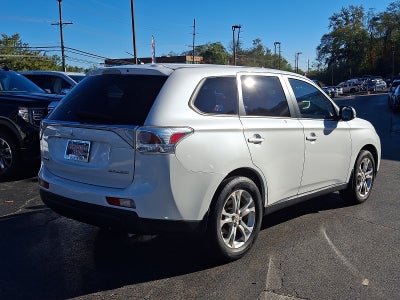 2014 Mitsubishi Outlander SE