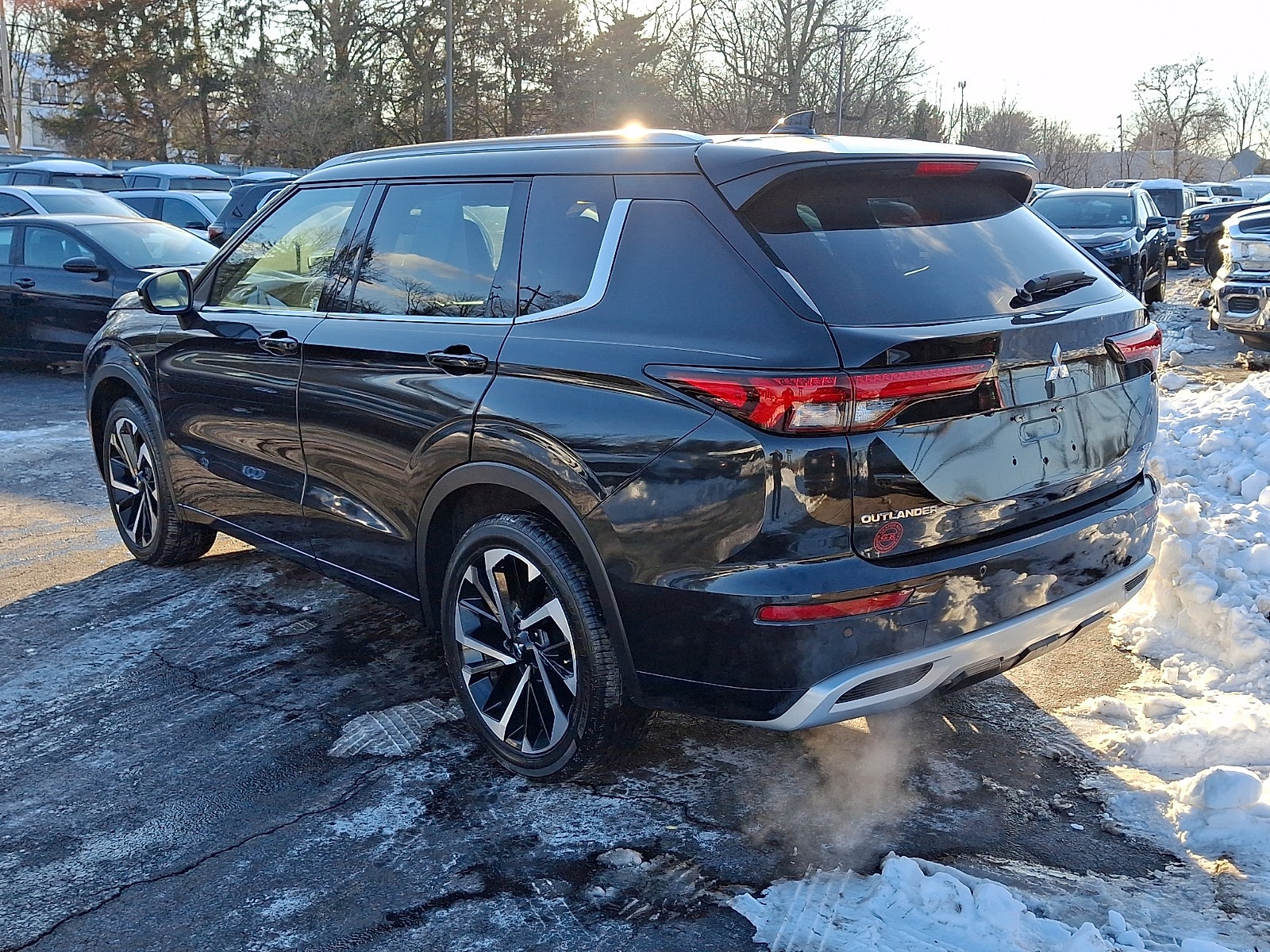 2023 Mitsubishi Outlander SEL