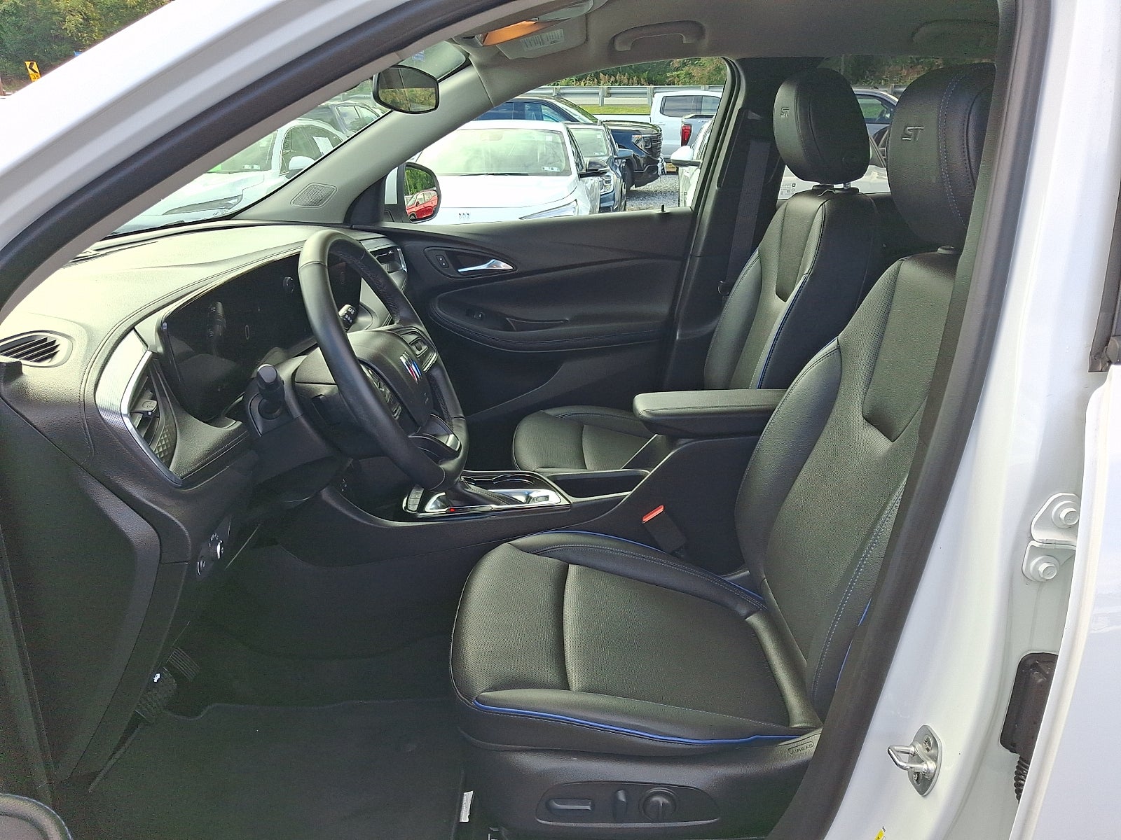 2025 Buick Encore GX Sport Touring