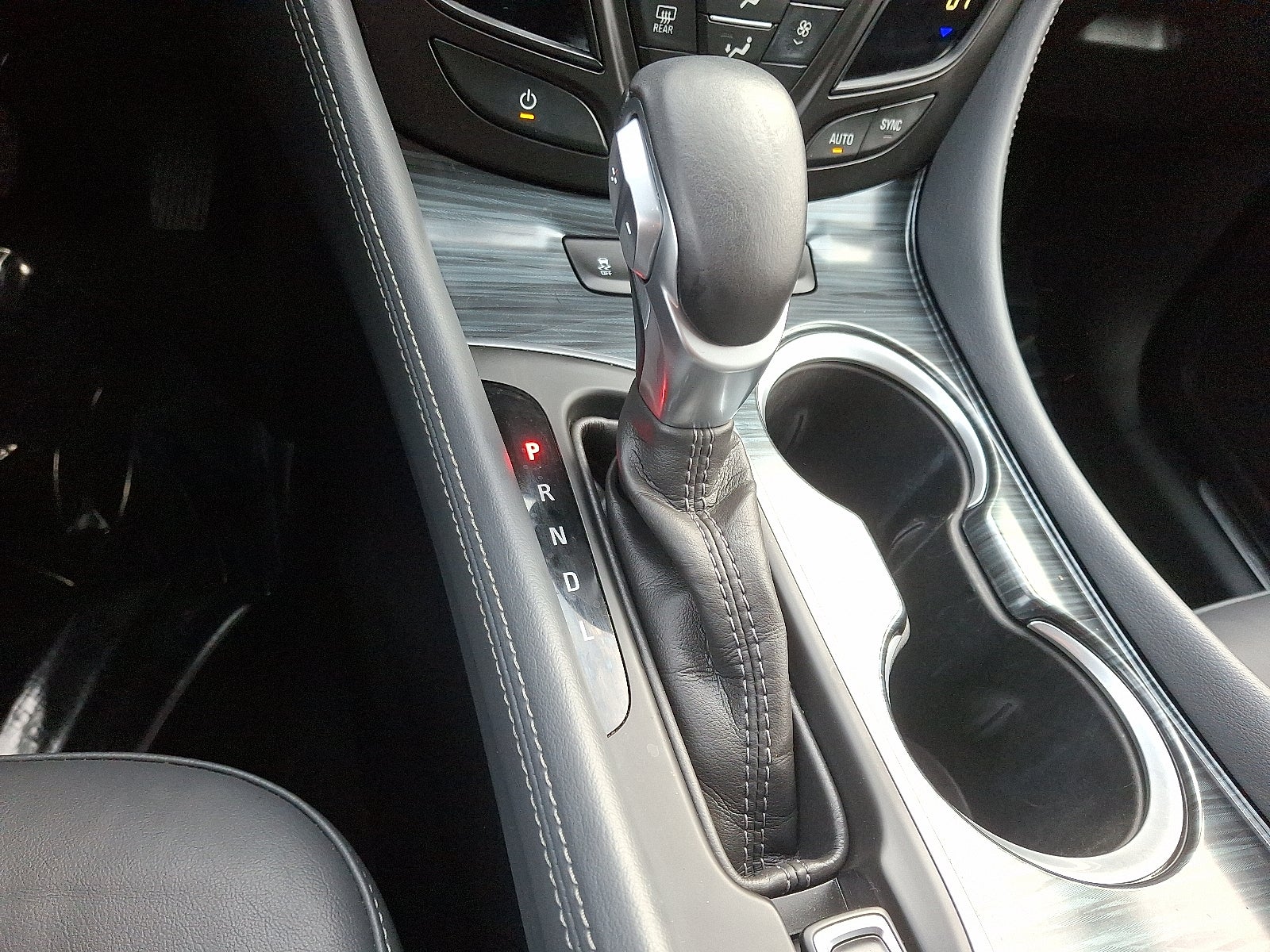 2020 Buick Envision Essence Group