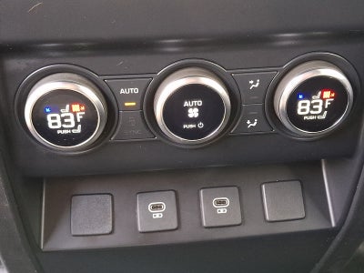 2024 Land Rover Defender X-Dynamic SE