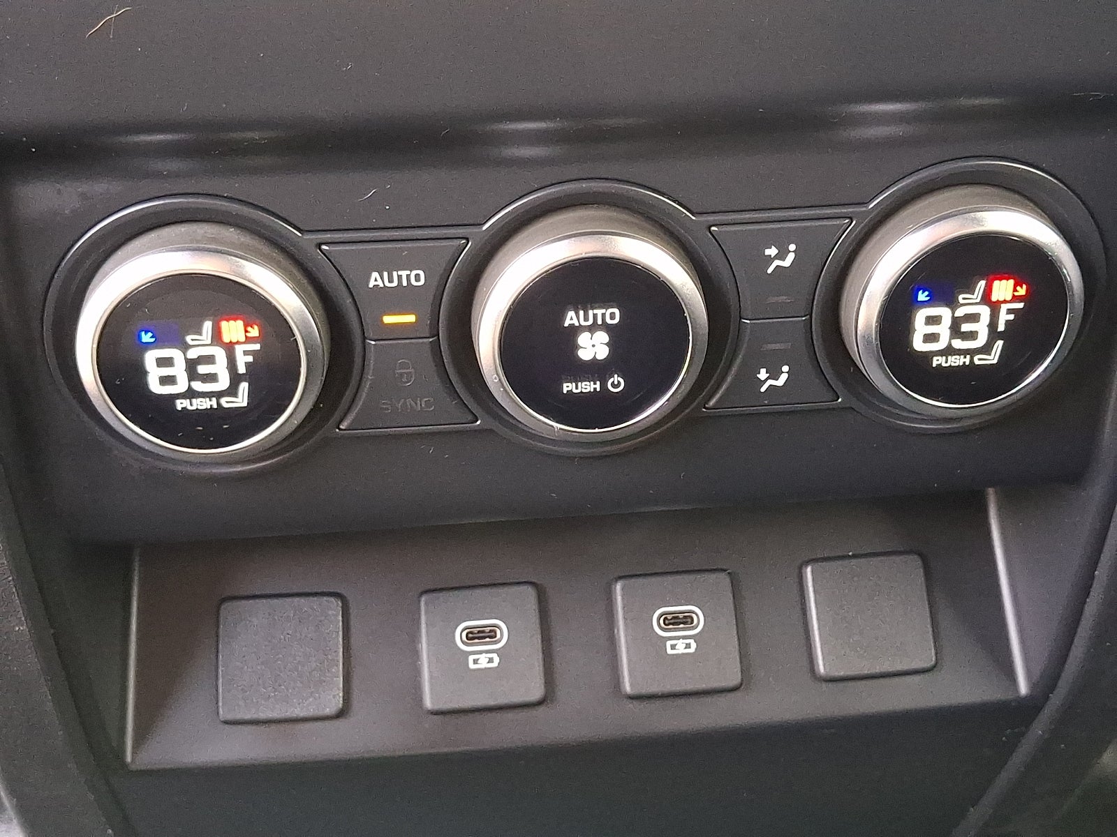 2024 Land Rover Defender X-Dynamic SE