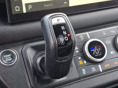 2024 Land Rover Defender X-Dynamic SE