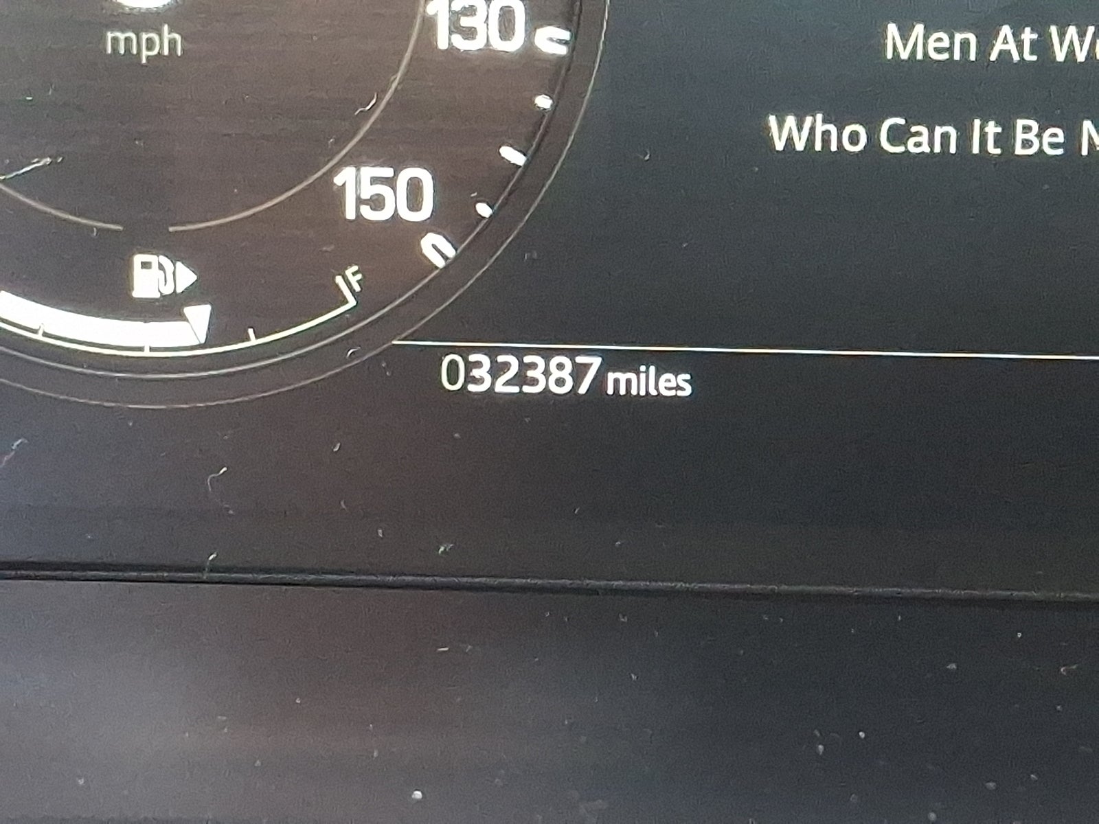 2024 Land Rover Defender X-Dynamic SE