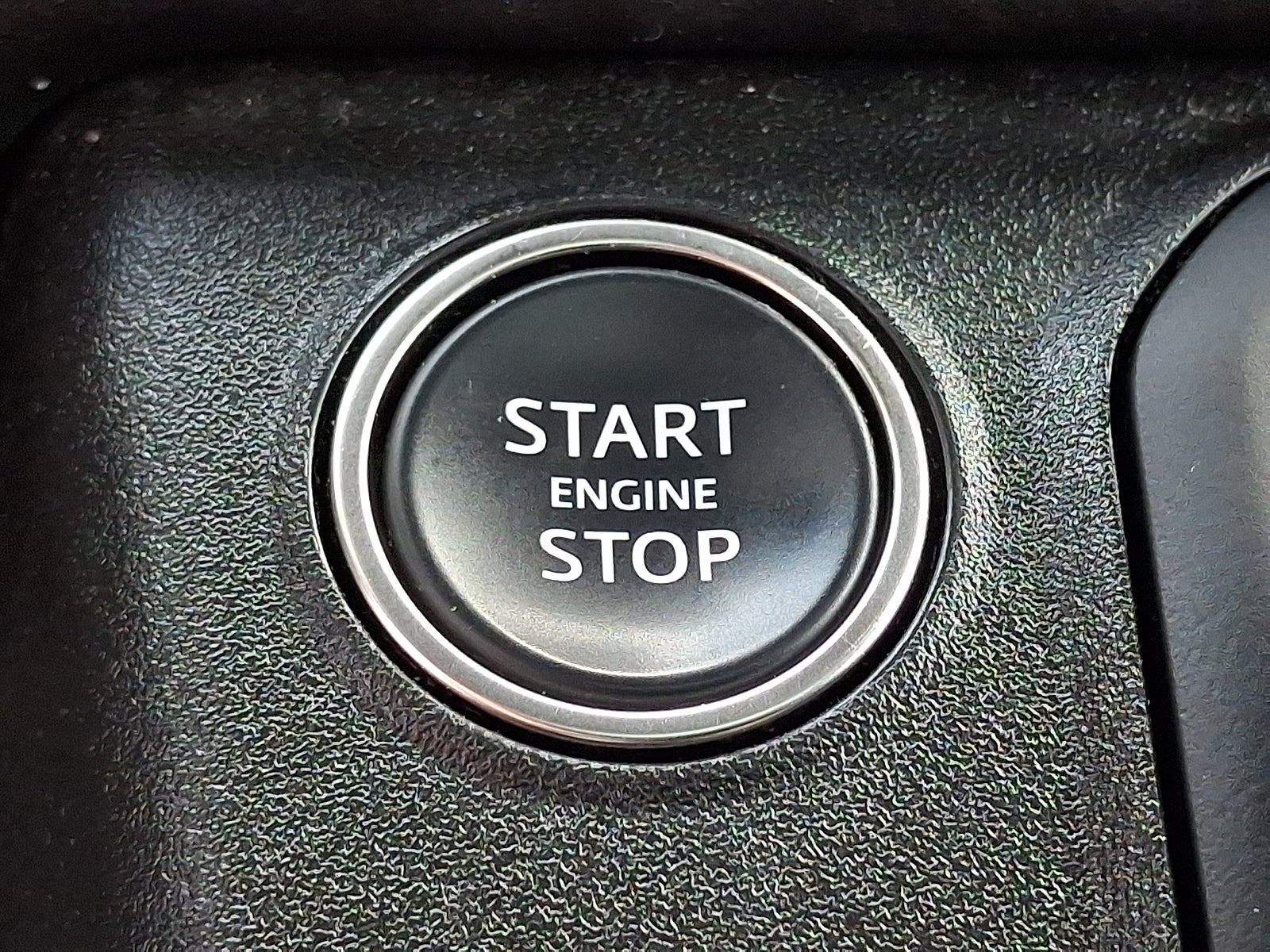 2024 Land Rover Defender X-Dynamic SE