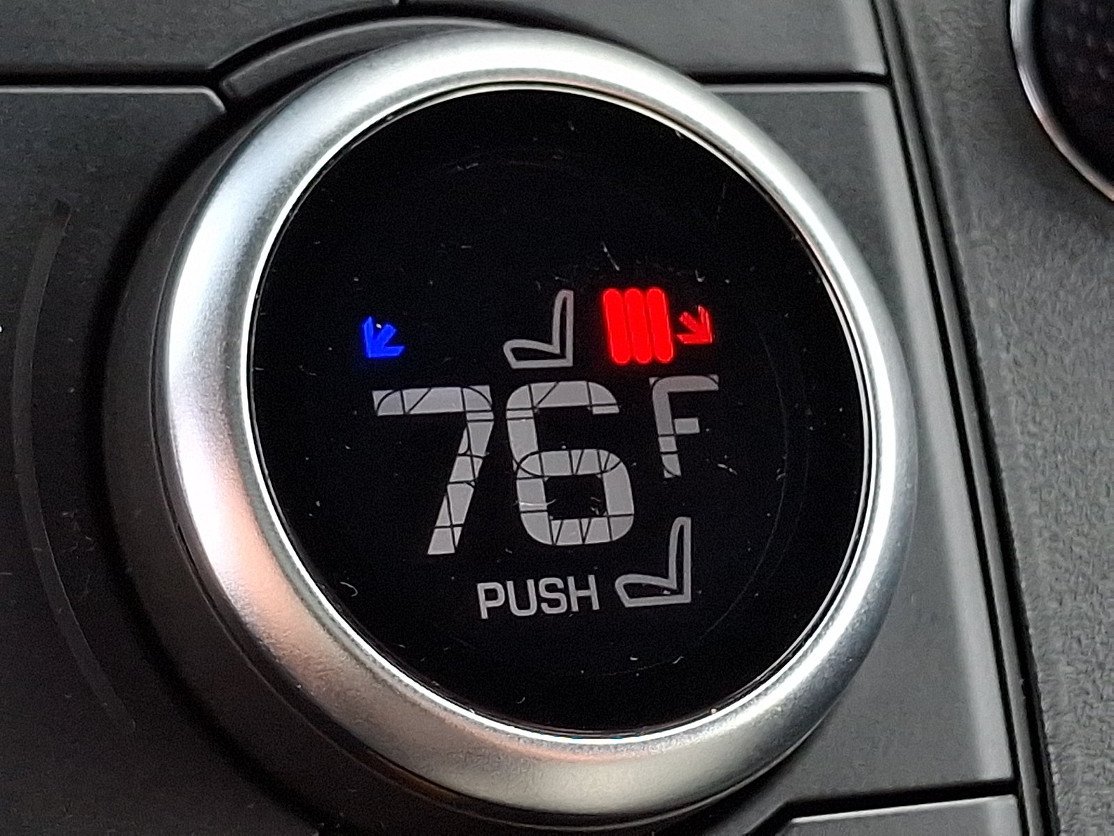 2024 Land Rover Defender X-Dynamic SE